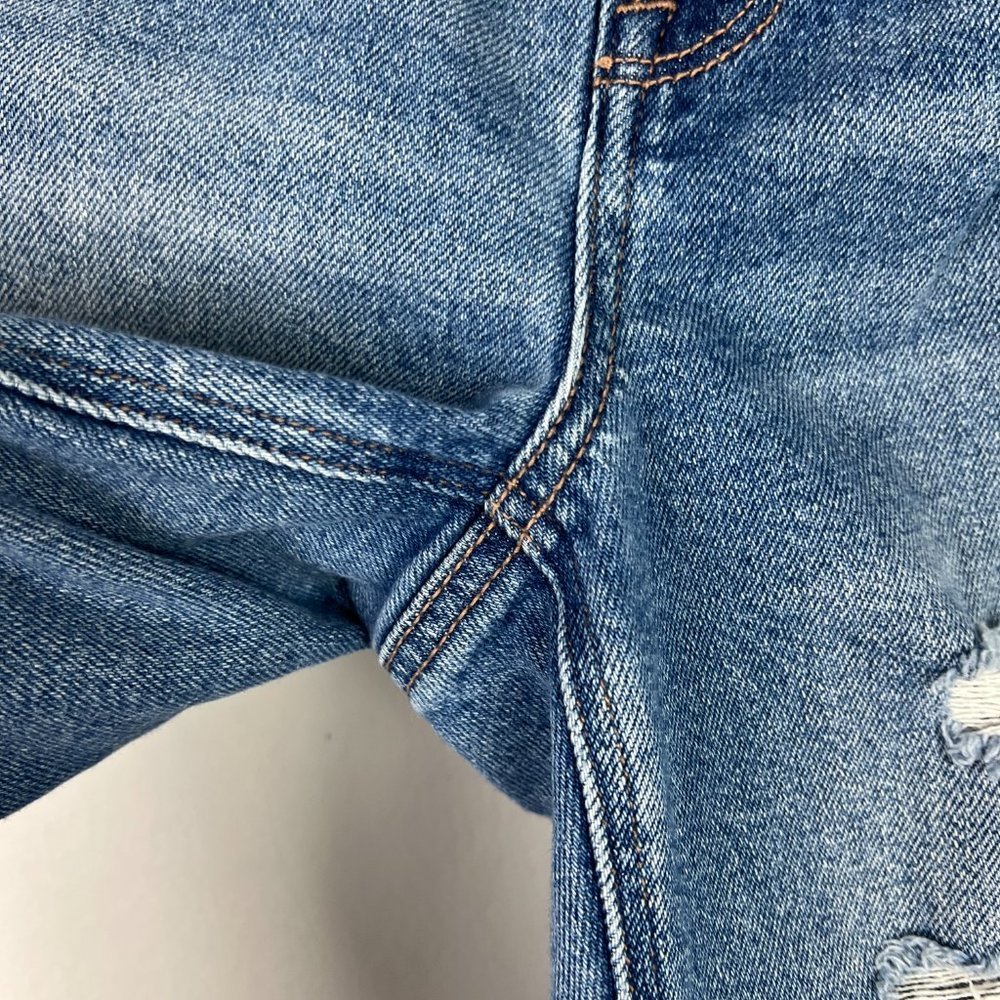 American Eagle Distressed Stretch Mom Jean Ankle Length Size 2 EUC T2586 - Picture 5 of 11